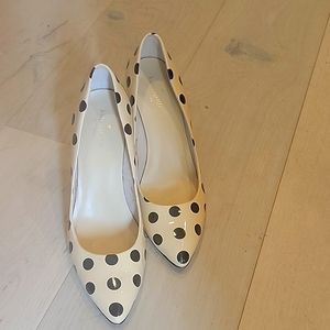 Kaye Spade size 10 polka dot shoes